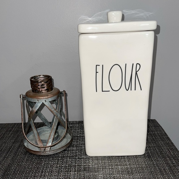 Rae Dunn Flour Canister